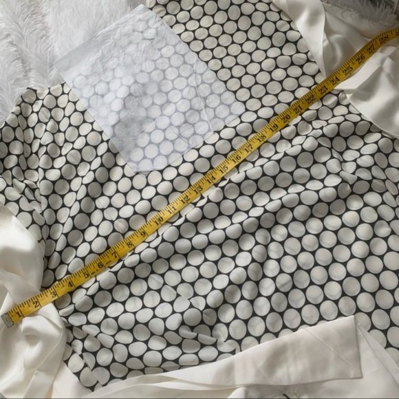 NWT CAARA Nordstrom Poncho Kaftan White Black Dots - Picture 6 of 8